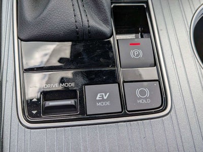 2025 Toyota Sienna XLE 8 Passenger