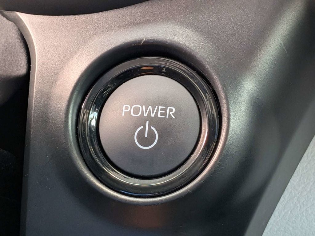 2025 Toyota Sienna XLE 8 Passenger