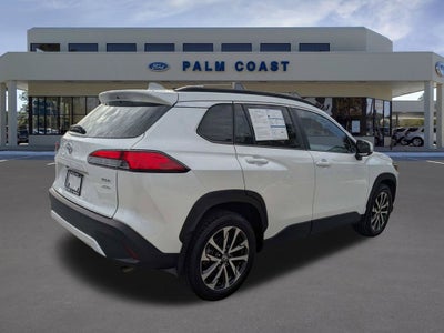 2023 Toyota Corolla Cross XLE