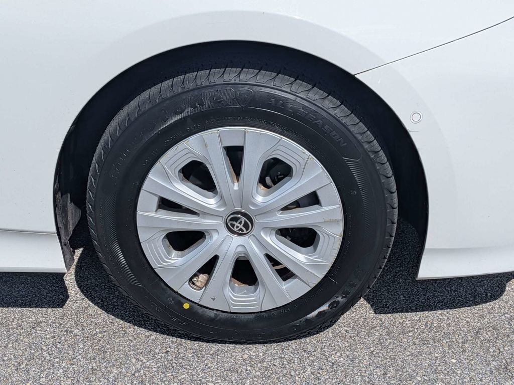 2019 Toyota Prius L