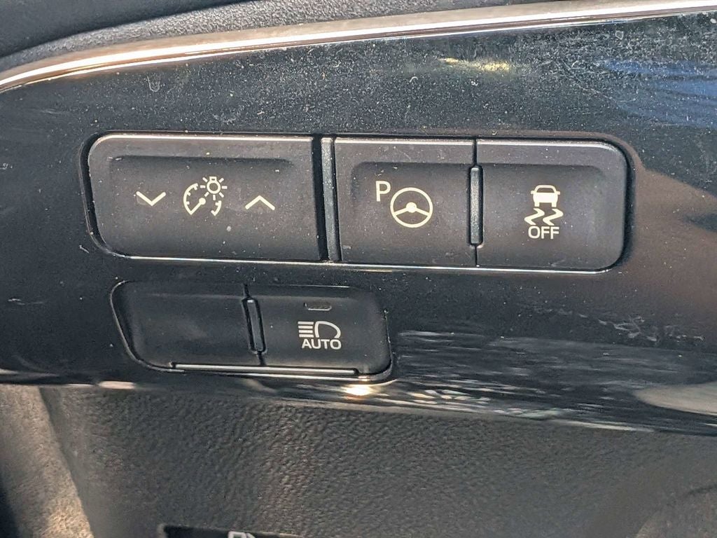 2019 Toyota Prius L
