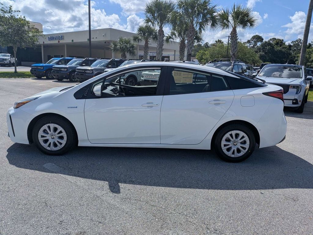 2019 Toyota Prius L