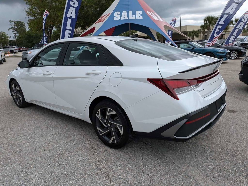 2025 Hyundai Elantra SEL Sport