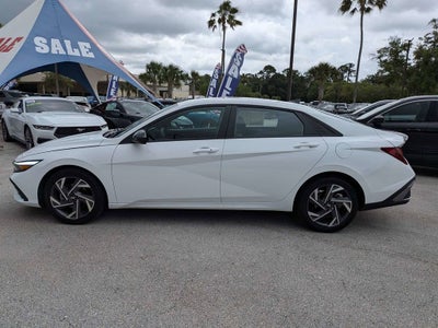 2025 Hyundai Elantra SEL Sport