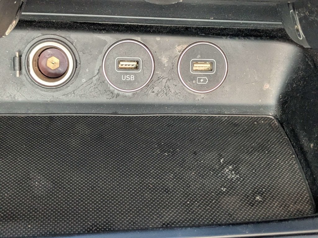 2022 Genesis G70 2.0T