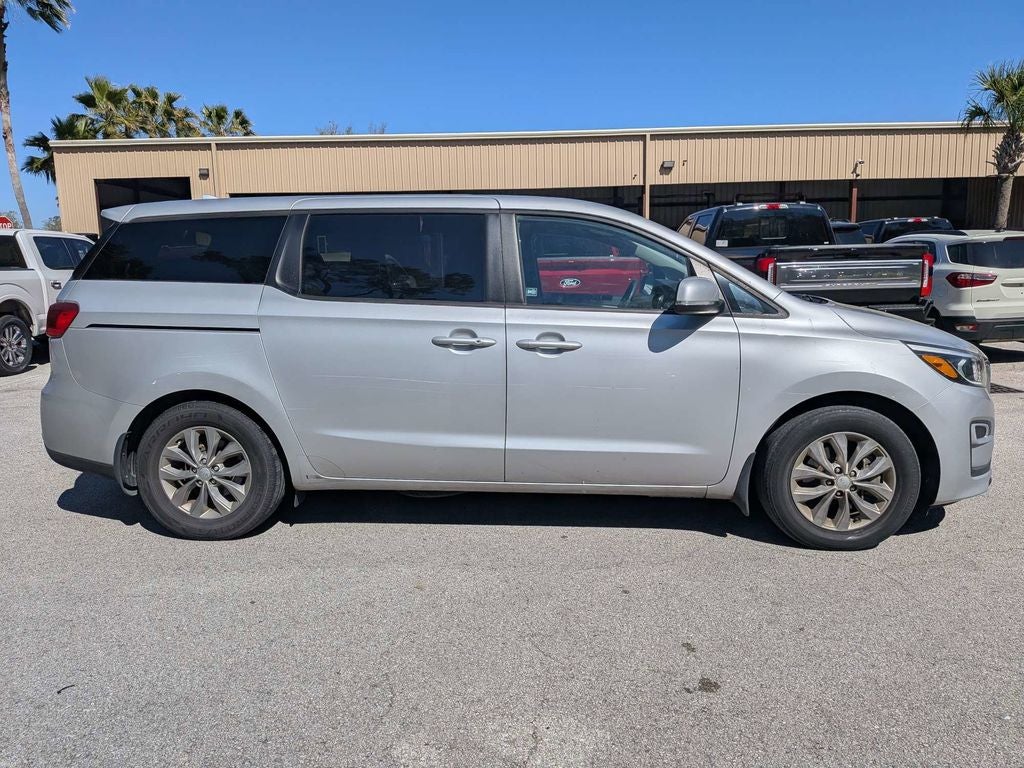 Used 2021 Kia Sedona LX with VIN KNDMB5C18M6662778 for sale in Palm Coast, FL