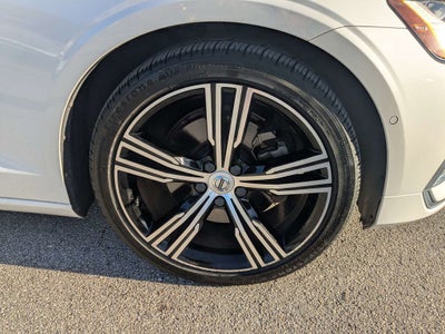 2020 Volvo V60 T5