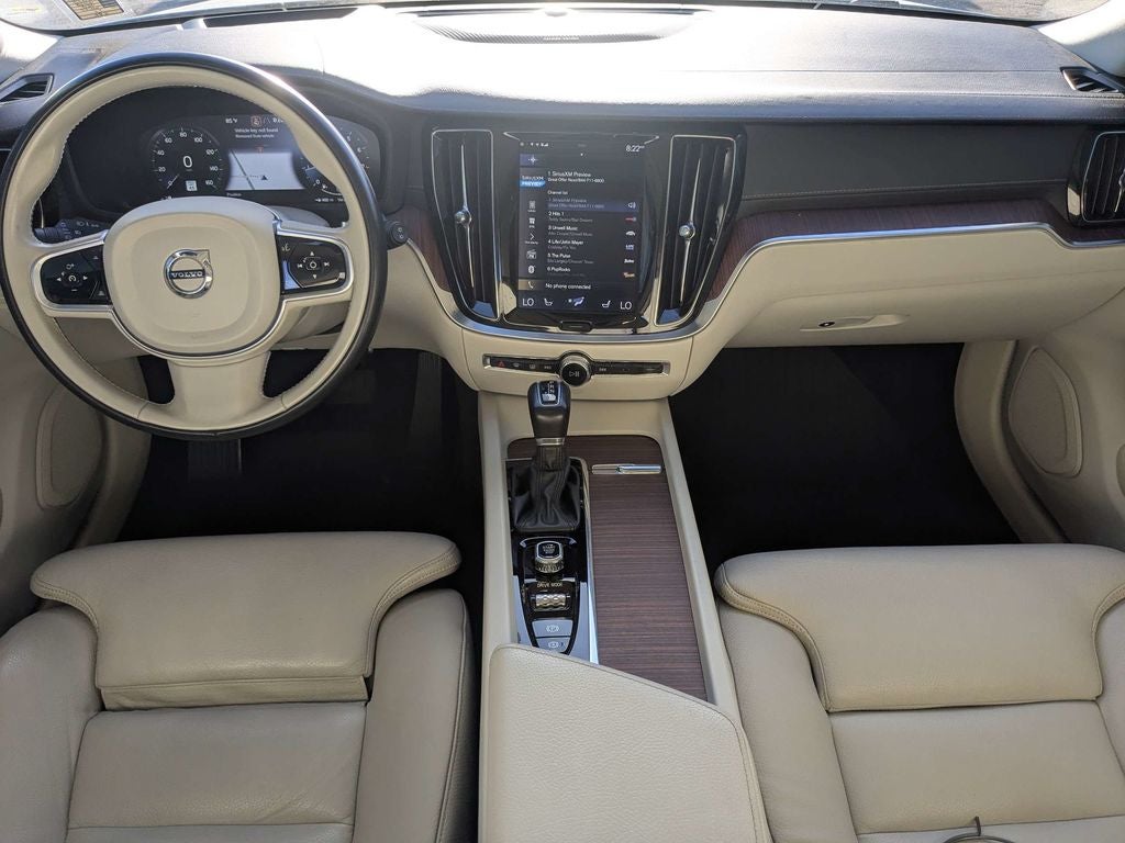 2020 Volvo V60 T5