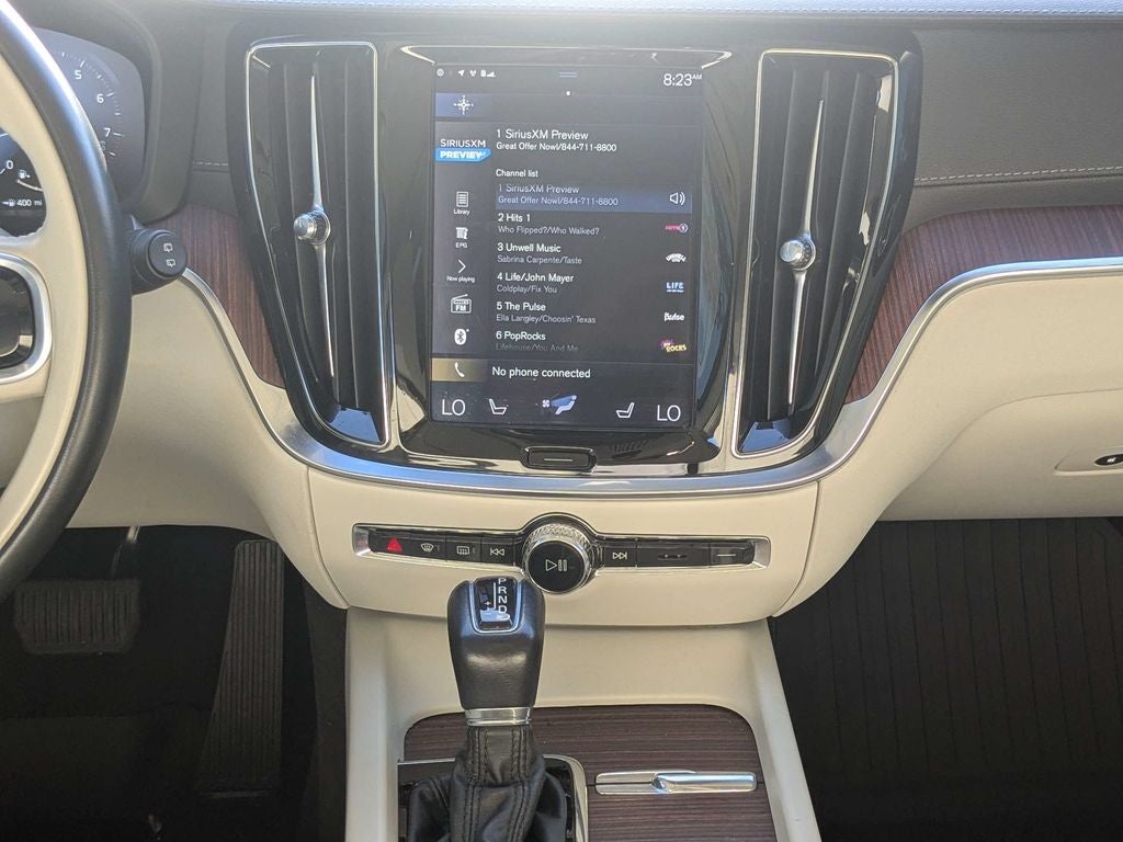 2020 Volvo V60 T5