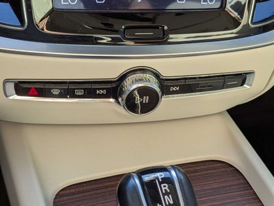2020 Volvo V60 T5