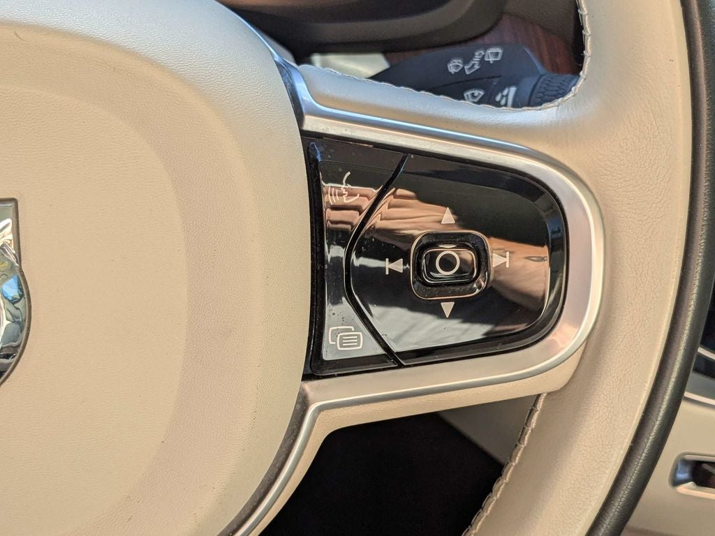 2020 Volvo V60 T5