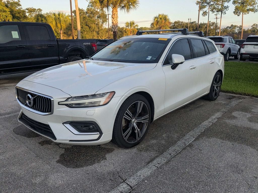 2020 Volvo V60 T5