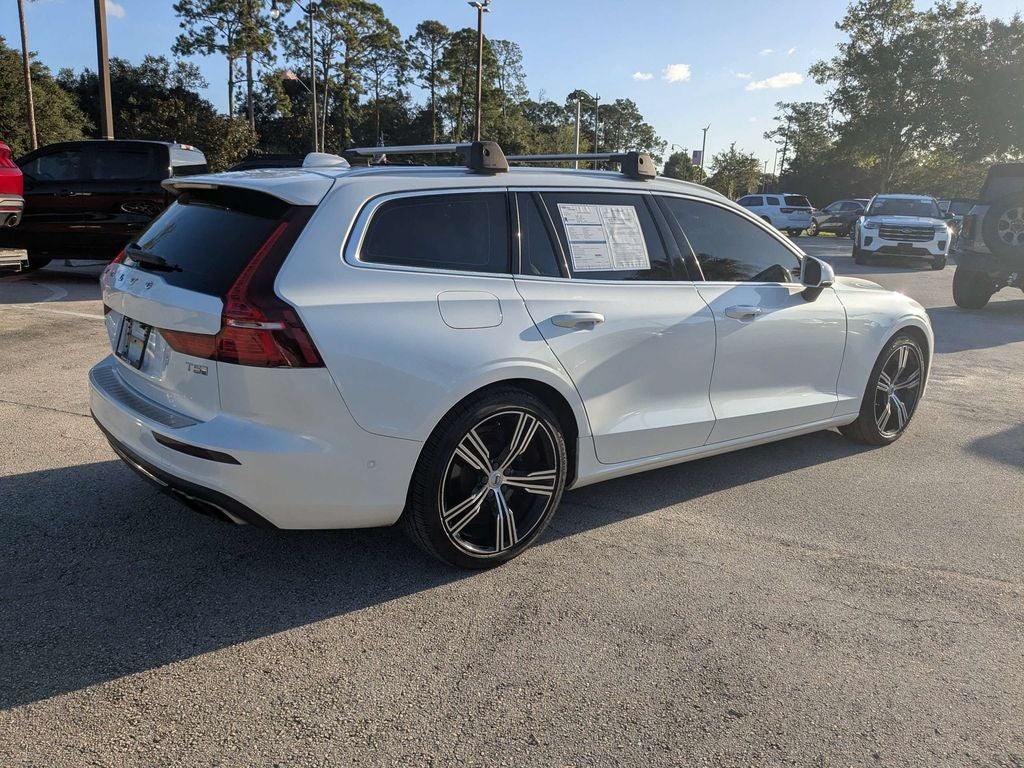 2020 Volvo V60 T5