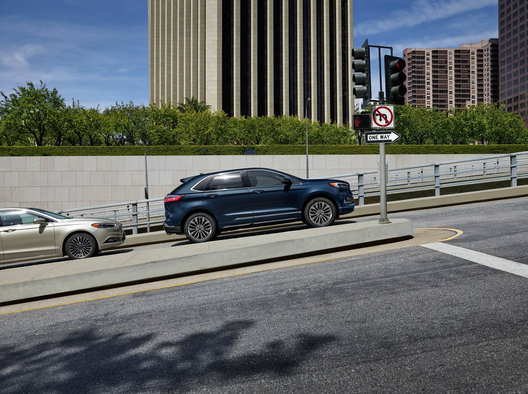 Settle Into the Ford Edge