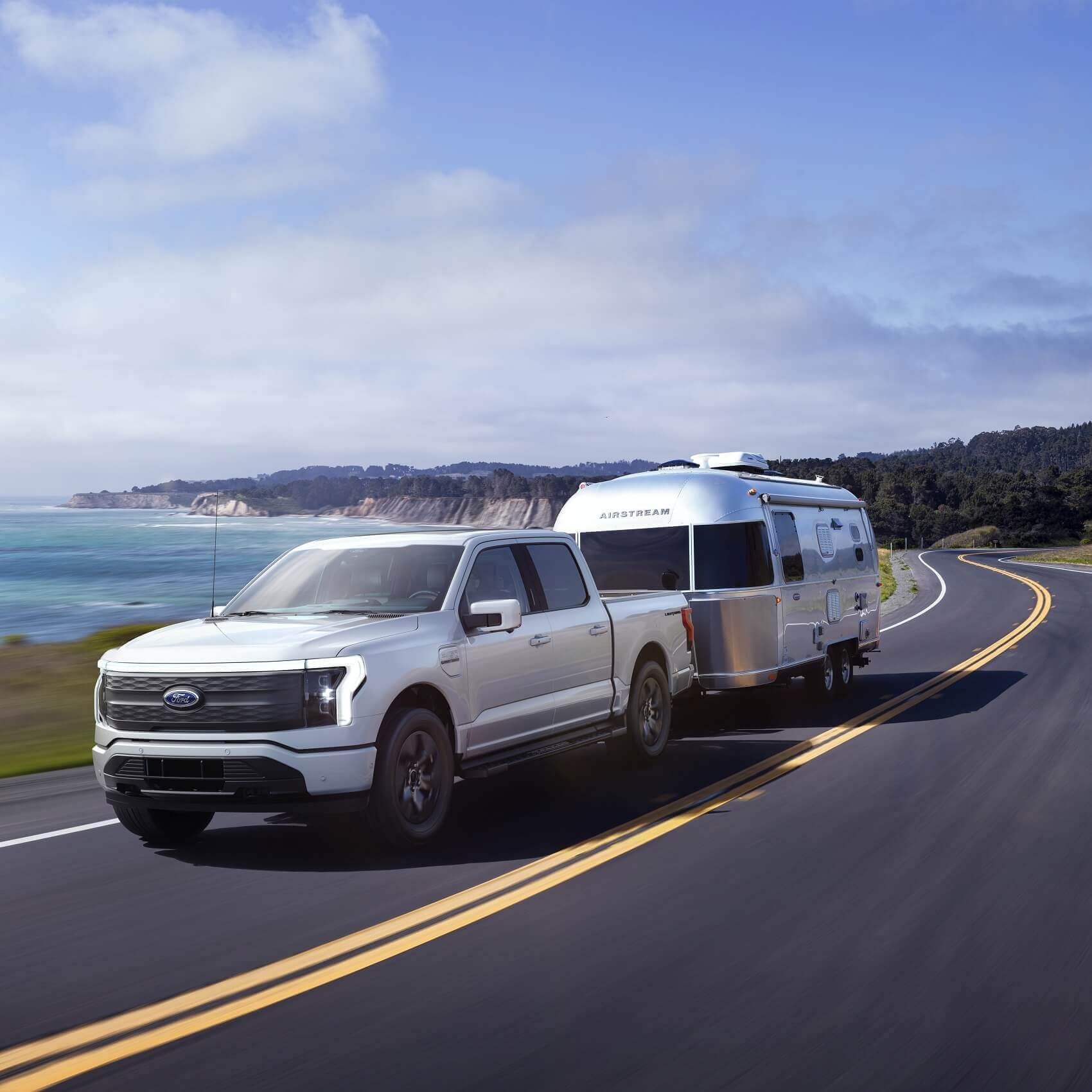 What’s the Towing Capacity of the Ford F-150 Lightning?